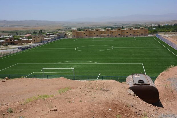 بازدید وزیر ورزش و جوانان از ورزشگاه شهید فلسفی سمیرم