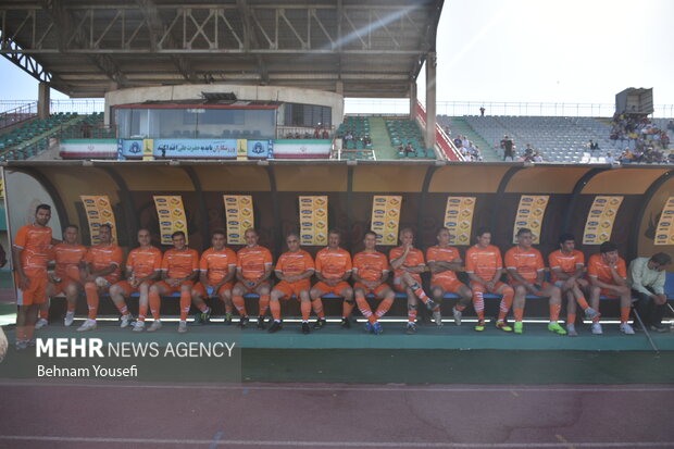 بازی دوستانه خیرخواهانه تیم رسانه و منتخب اراک 4