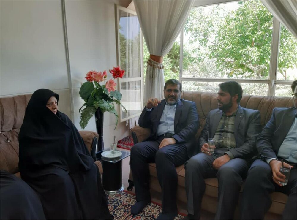 شهدا،شهيد،پوده،دهاقان،اصفهان،ديدار،خانواده