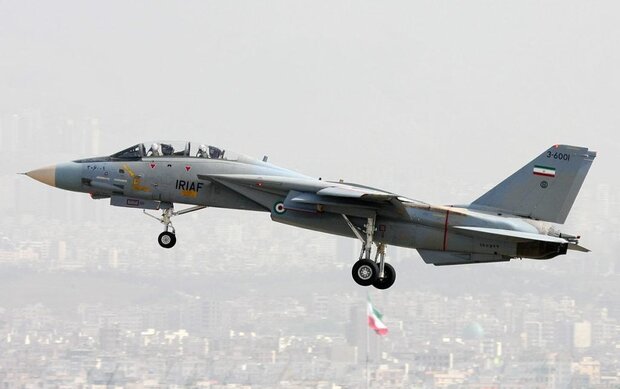 İran'da F-14 savaş uçağı düştü İran'da F-14 savaş uçağı düştü