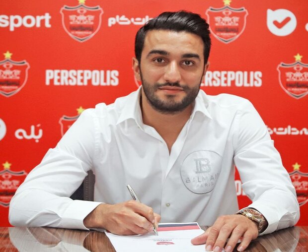 با افتخار با پرسپولیس تمدید قرارداد کردم/تاثیر خریدها در ماندن