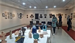 برگزاری نمایشگاه آثار هنری دانشجویان صنایع دستی در اراک
