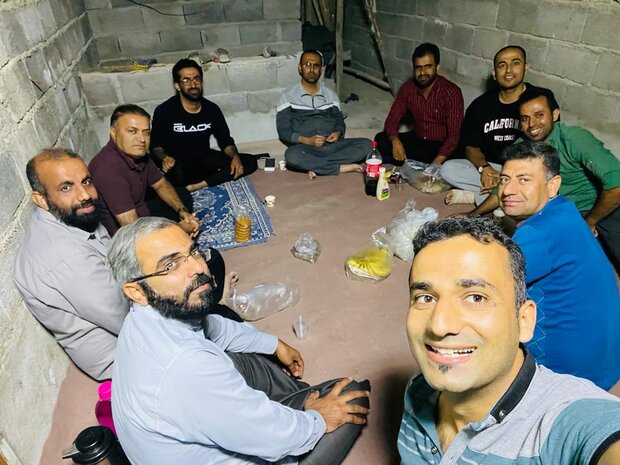 طلبه ای که پای کار جهادی آمد/ وقتی تبلیغ با خدمت گره خورد