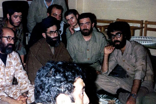 ماجرای لطیفهای که رهبر انقلاب برای شهید چمران تعریف کرد