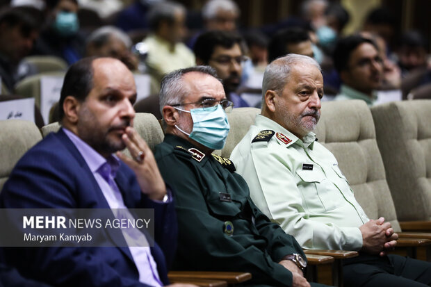 اسماعیل احمدی مقدم رئیس دانشگاه عالی دفاع ملی در پنجمین جشنواره سلمان فارسی حضور دارد