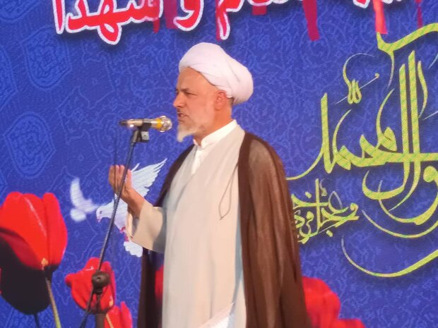 مردمی بودن ویژگی بارز شهید چمران بود مردمی بودن ویژگی بارز شهید چمران بود