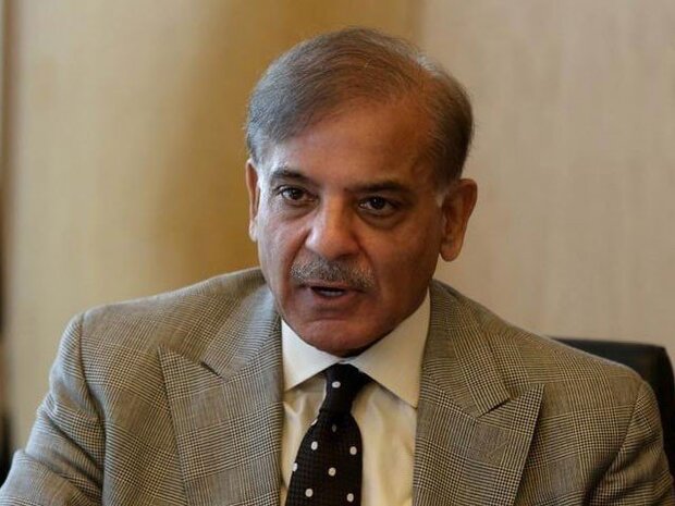 رئيس وزراء باكستان يقترح على الهند إجراء محادثات سلام بوساطة إماراتية