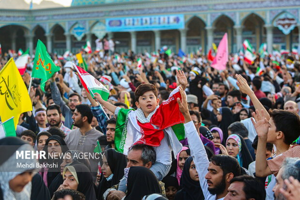 اجتماع سلام فرمانده در مسجد مقدس جمکران