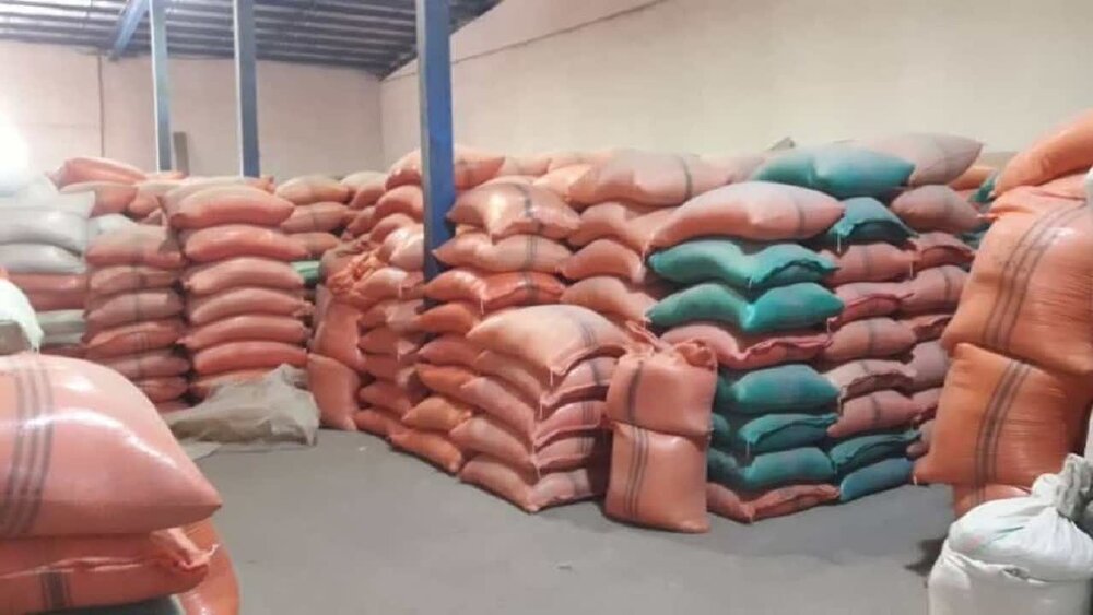۱۰ تن برنج احتکار شده در بازرسی از یک انبار کشف شد
