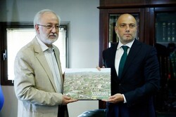وزیر فرهنگ جمهوری آذربایجان با مختارپور دیدار کرد