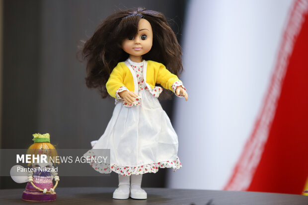 نسل سوم عروسک سارا که برای کودکان ایرانی طراحی و تولید شد