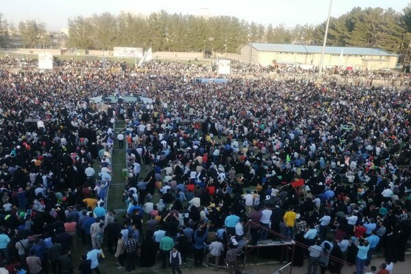 اجتماع مردمی «سلام فرمانده» در ورزشگاه آزادی بیرجند برگزار شد