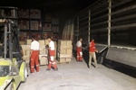 الهلال الأحمر الايراني يرسل مساعدات انسانية إلى أفغانستان