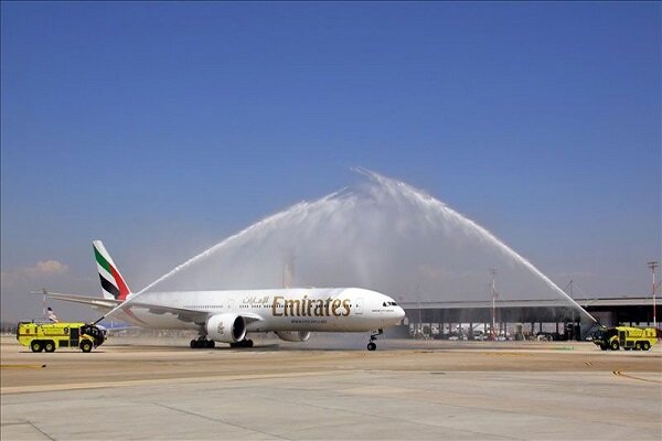 نخستین هواپیمای خطوط هوایی امارات در تل آویو به زمین نشست