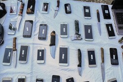 دستگیری ۲ مالخر حرفه‌ای و کشف ۳۰ دستگاه تلفن همراه مسروقه