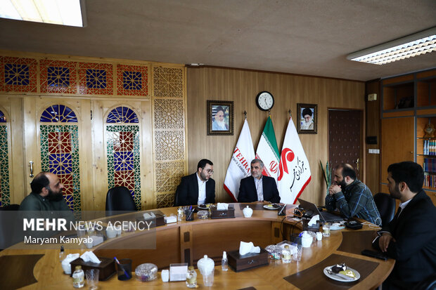 علی نیکزاد نایب رئیس مجلس شورای اسلامی ظهر شنبه 4 تیر 1401 در خبرگزاری مهر حضور یافت