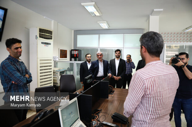 Deputy Parl. Speaker Nikzad visits MNA Office in Tehran 