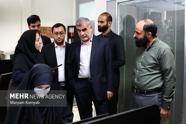 Deputy Parl. Speaker Nikzad visits MNA Office in Tehran 