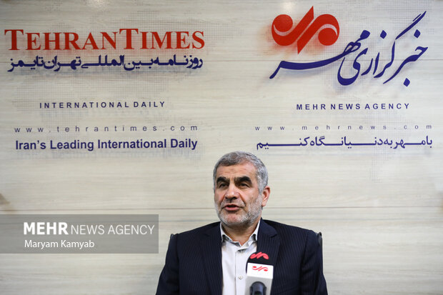 Deputy Parl. Speaker Nikzad visits MNA Office in Tehran 