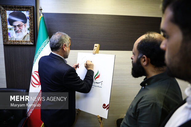 Deputy Parl. Speaker Nikzad visits MNA Office in Tehran 