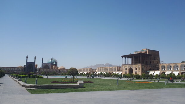 هوای اصفهان در بیست و نهمین روز بهار سالم است