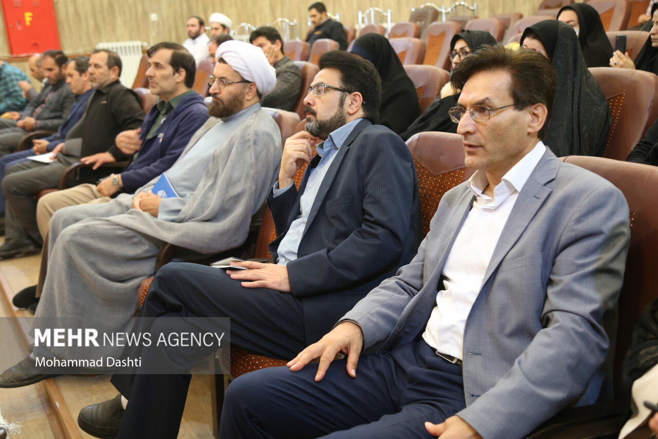 نشست تخصصی رسانه و فرهنگ دینی در اردبیل
