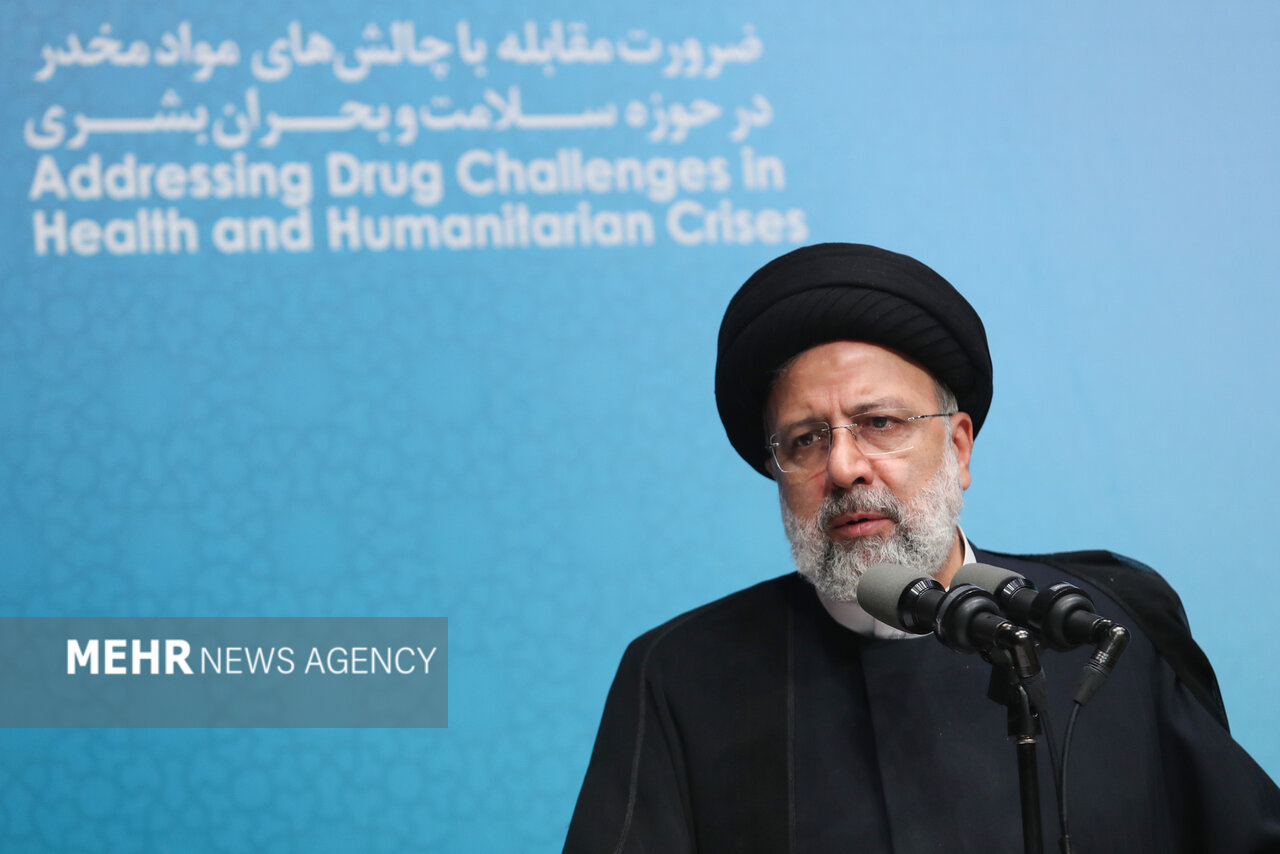 Raeisi censures lack of determination to fight narcotics