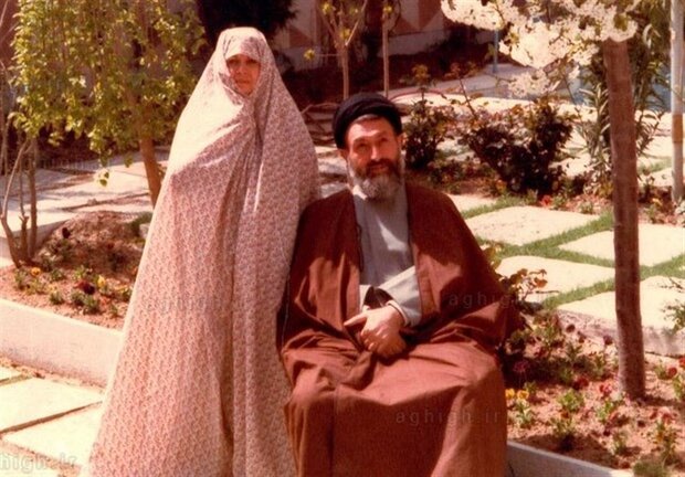 شناسنامهای که محل مهر انتخابات و جیرهبندی قند و شکر بود