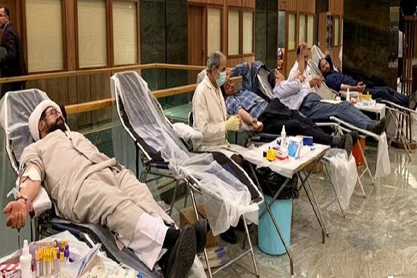نمایندگان و کارکنان مجلس شورای اسلامی خون اهدا کردند