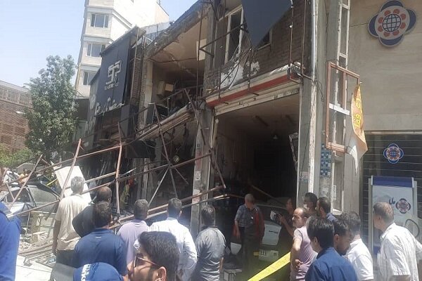 انفجار مغازه تعویض‌روغنی در بلوار قیطریه/ ۴ نفر مصدوم شدند