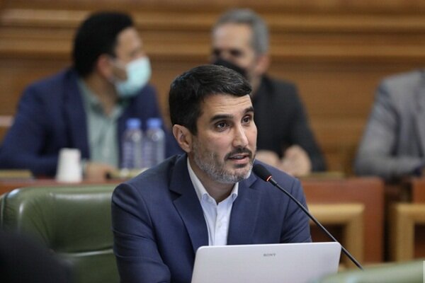 شهردار تهران گزارش تخریب اموال عمومی را ارائه دهد 
