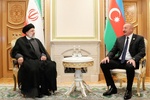 Raeisi meets Azeri, Turkmen counterparts in Ashgabat