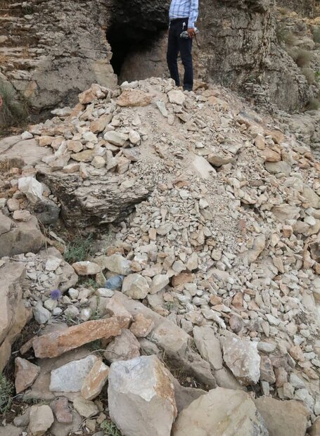 حفاران با دینامت به سراغ آثارتاریخی رفتند/ سودجویی باچاشنی انفجار