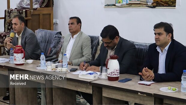 مشکلات متعدد محله والفجر برازجان/ از کمبود آب و برق تا نبود مدرسه