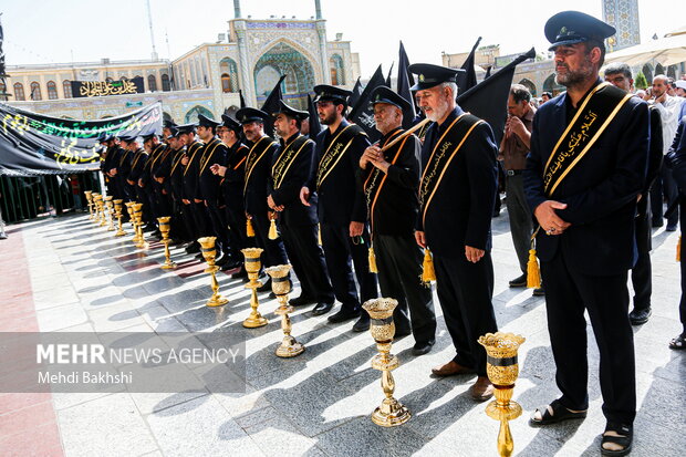 حرم حضرت معصومہ (س) میں امام جوادؑ کی شہادت کی مناسبت سے عزاداری کا انعقاد
