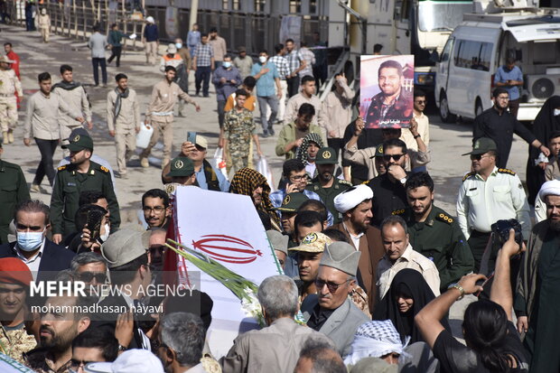 بازگشت پیکر مطهر ۳۵ شهید دوران دفاع مقدس از طریق مرز شلمچه