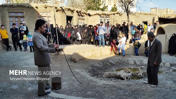 İran'da İslam Devrimi'ni anlatan müze; "Sahni Nov"