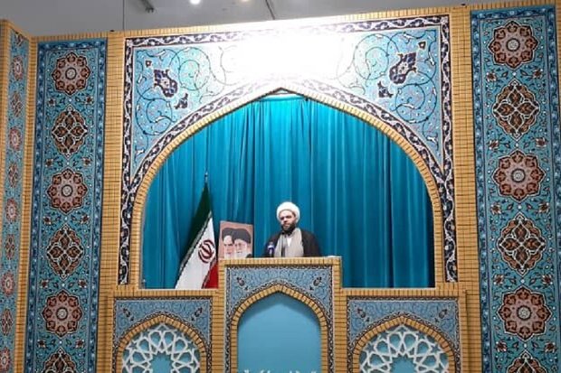 تقابل جبهه حق و باطل همیشگی است/مذاکره کنندگان مراقب باشند