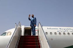 وزير الخارجية الايراني يغادر طهران متوجها الى دمشق
