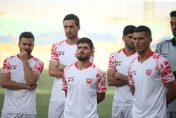 خروجی‌های پرسپولیس مهم تر از ورودی‌ها هستند/ شکم دلالان چاق شد