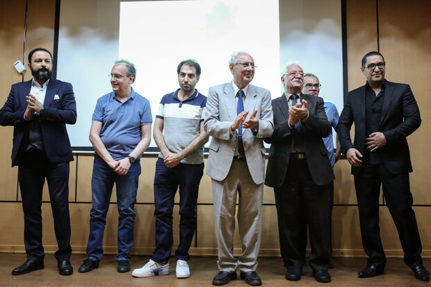 کوتولهها سقف موسیقی را پایین آوردند!/یادآوری درسالروز تولد استاد