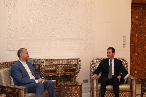 وزير الخارجية الايراني يلتقي الرئيس السوري