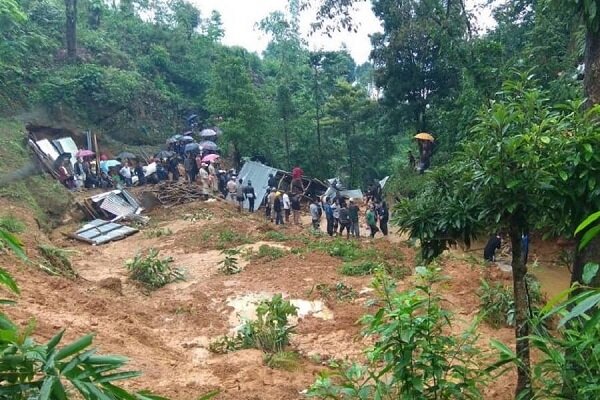 Death toll in in India's landslide increases to 27 people
