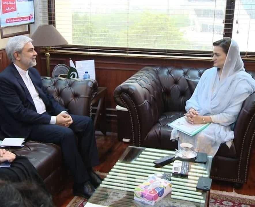 ایرانی سفیر کی پاکستانی وزیر اطلاعات سے ملاقات