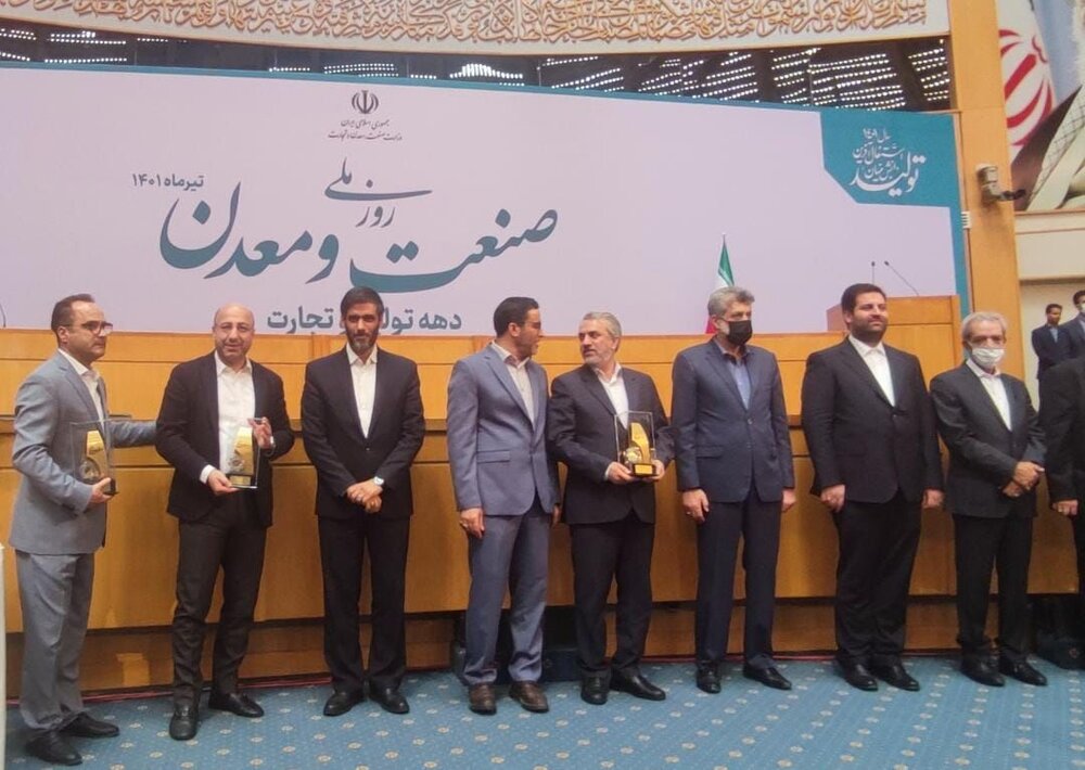 پاکشوما؛ واحد برتر صنعتی کشور در سال ۱۴۰۱