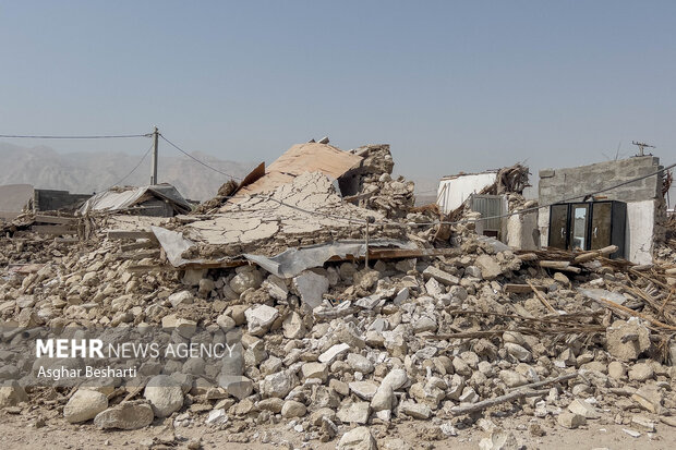 İran'daki depremde yaralı sayısı arttı
