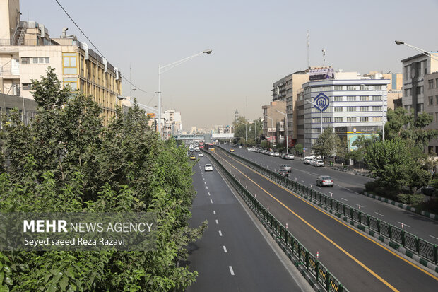 هوای قابل قبول تهران در آخرین روز سال 