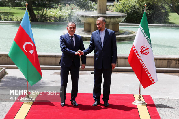 ایران اور آذربائیجان کے وزرائے خارجہ کی ملاقات