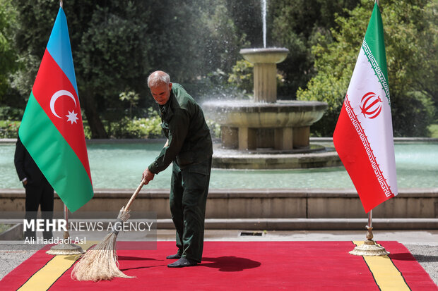 جیحون بایرام اف وزیر امور خارجه جمهوری آذربایجان صبح امروز ۱۳ تیر ۱۴۰۱ با حسین امیر عبداللهیان وزیر امور خارجه ایران دیدار و گفت‌وگو کرد