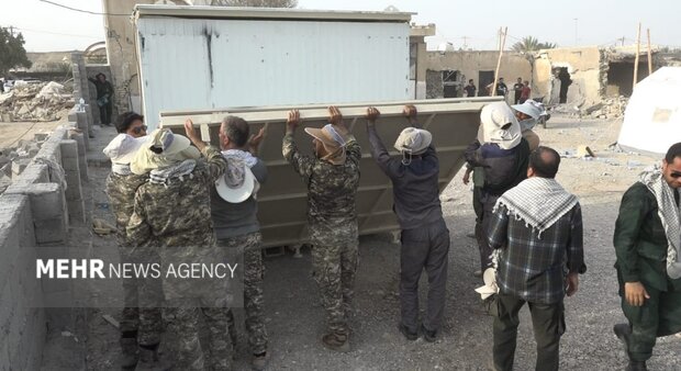 تقدیر امام جمعه اهل سنت بندرلنگه از اقدامات جهادی سپاه در زلزله تقدیر امام جمعه اهل سنت بندرلنگه از اقدامات جهادی سپاه در زلزله